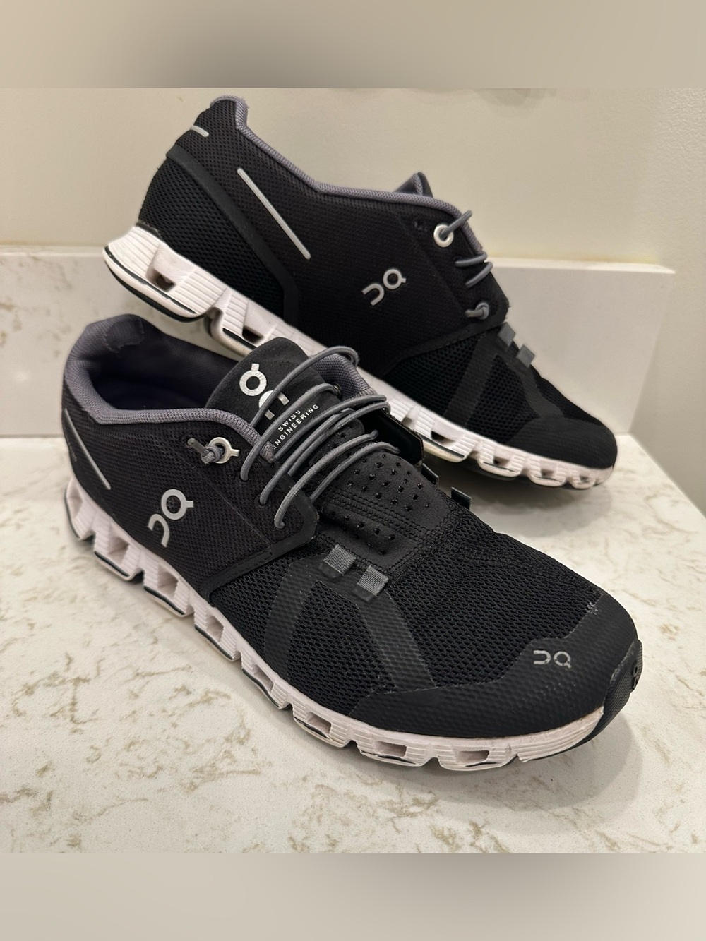 On Cloud 5 Women’s Running Shoes 8.5